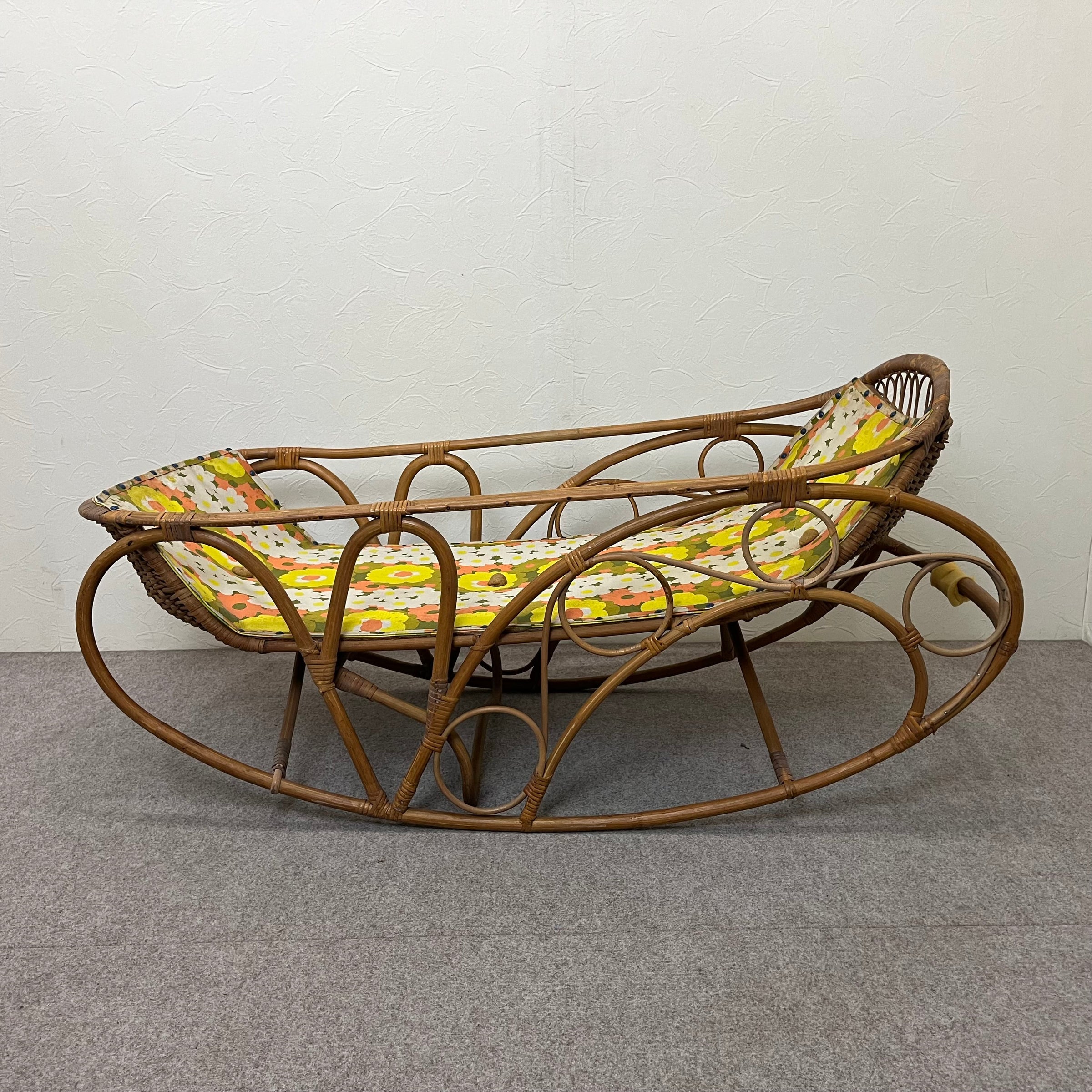 中古家具】昔を思わせるレトロな「ゆりかご」 | arex｜中古家具店
