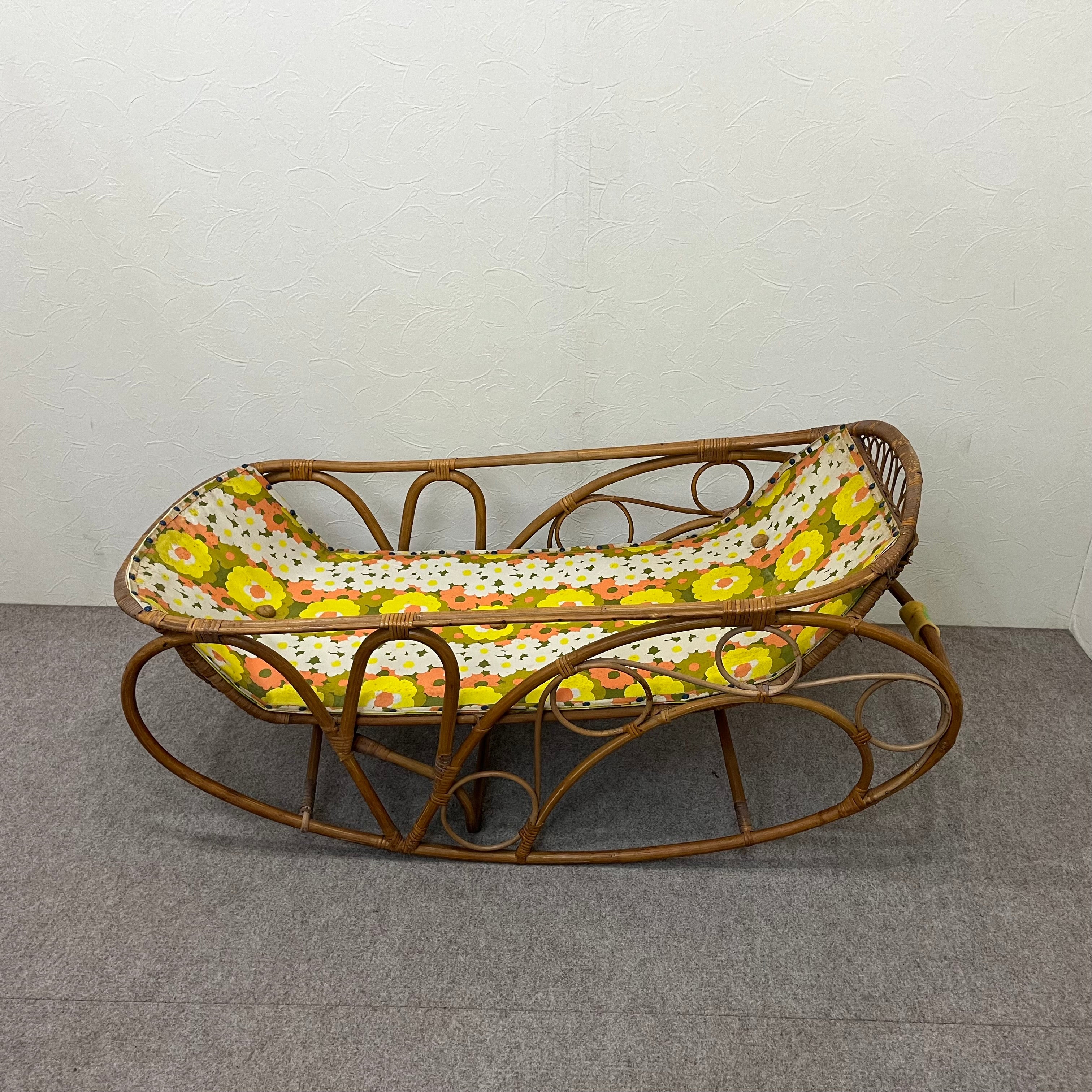 中古家具】昔を思わせるレトロな「ゆりかご」 | arex｜中古家具店
